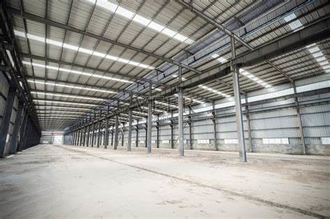 Modern Industrial Lagre Span Light Steel Structure Factory Workshop With Spacious Layout