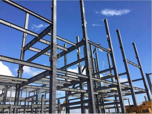 Painted Industrial Prefab / Pre-Engineered Steel Structure Building Light Steel Thermal Insulation Workshop