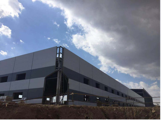 Customized Prefabricated Engineered Steel Structure Workshop Warehouse Hangar Showroom Supermarket Building Construction