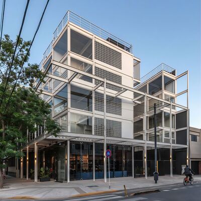 Modern Prefabricated Multi-Story Steel Structure Office Building