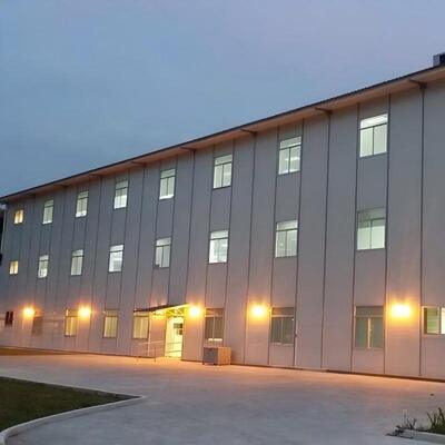 Multi-Story High Rise Fashion Design Prefabricated Steel Structure Office Building