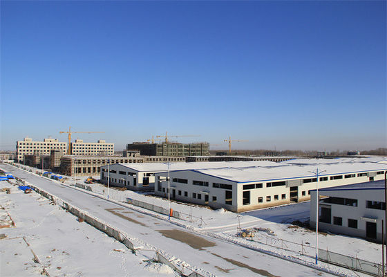 Fast Assembled Industrial Building Q235 / 355 H Section Light Steel Structure Warehouse Buliding